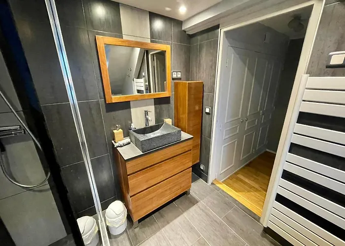 Sous Les Clochers De - Spacieux Logement 鲁昂